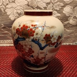 Vintage Toyo Japan Floral Vase